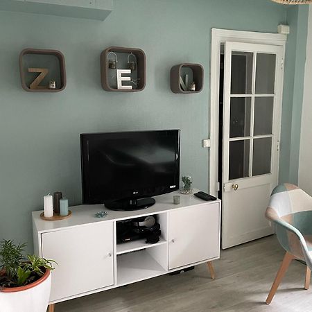 Au Bas De Montmartre ! Apartment ปารีส ภายนอก รูปภาพ