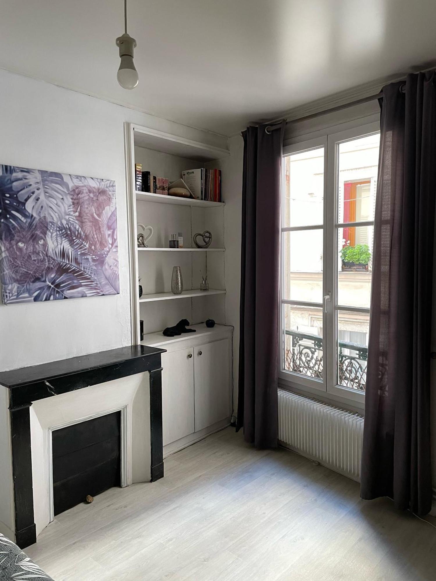 Au Bas De Montmartre ! Apartment ปารีส ภายนอก รูปภาพ